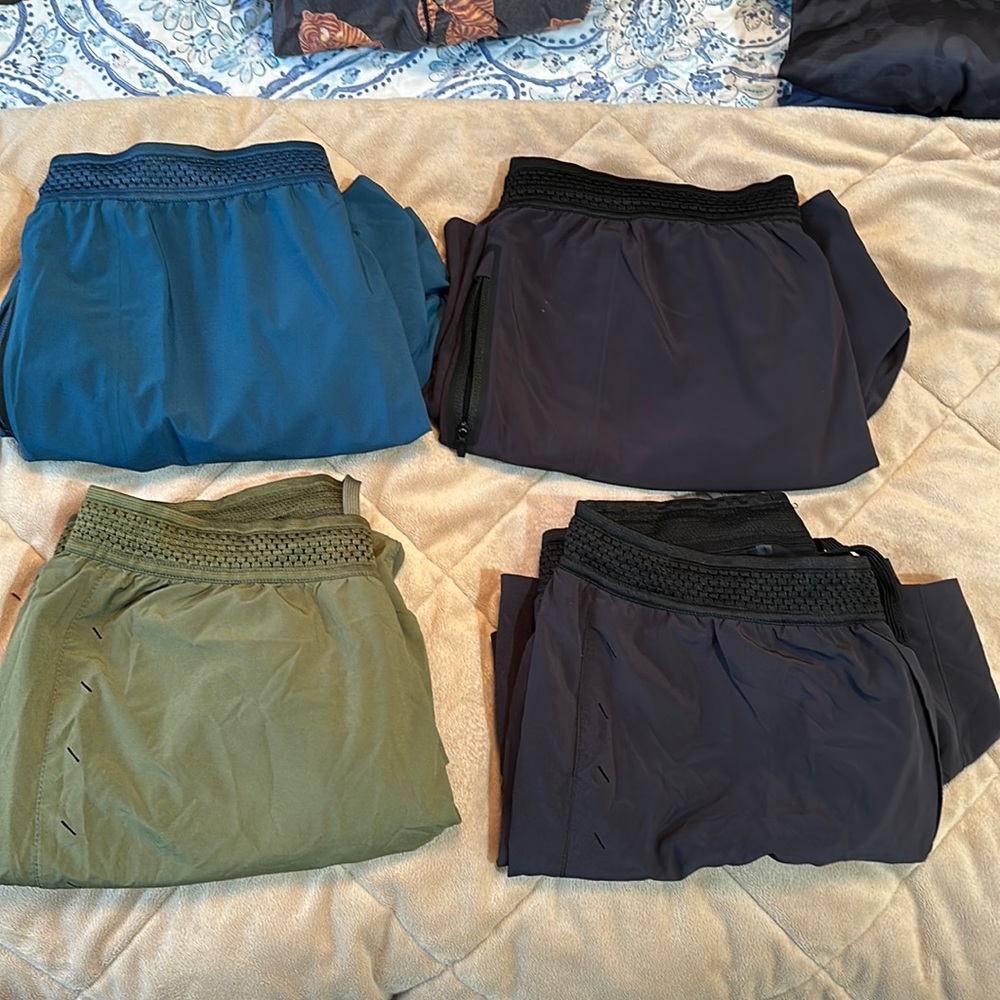 Ten Thousand Session Short, all size M.